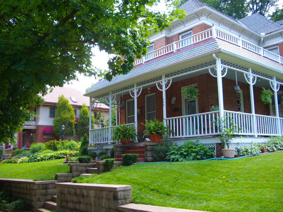 Parkville Main Street Inn מראה חיצוני תמונה